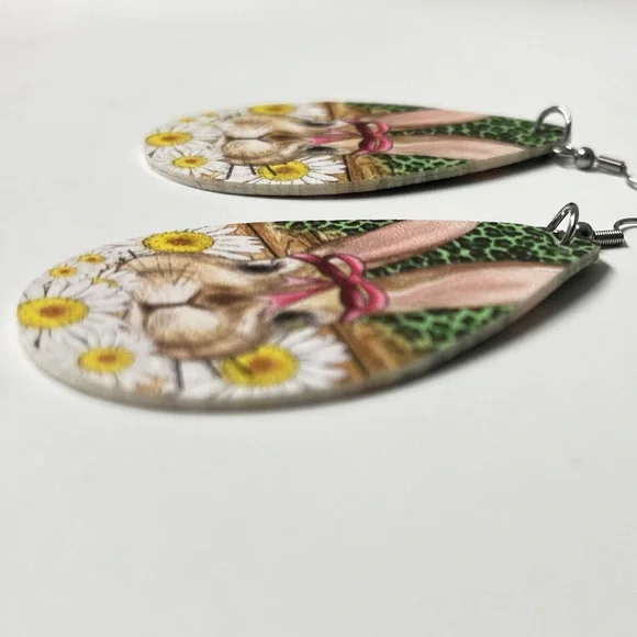 Bunny design, smooth teardrop , PU leather earrings. Colorful, new. 2.25”. NIP - Picture 5 of 5